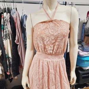 NEW Hi-lo Hem Lace Halter Neck Dress